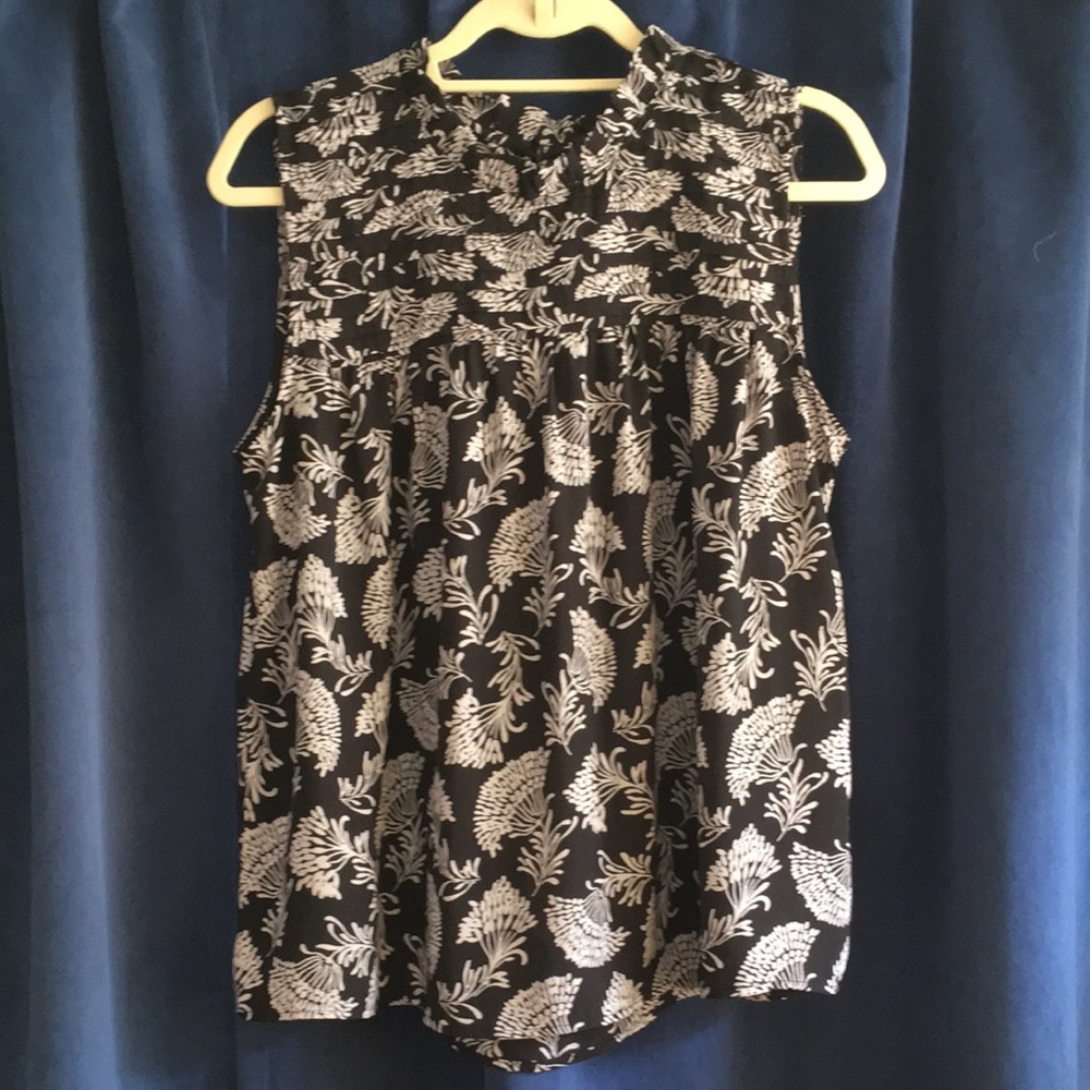 LOFT | Flowy Floral Blouse